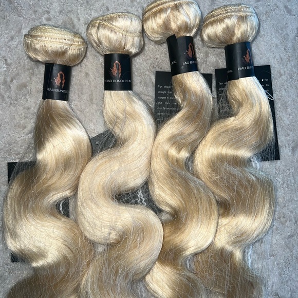 100% HUMAN HAIR 613 BODY WAVE DEAL (28”/28”/30”/30”) - Picture 2 of 6